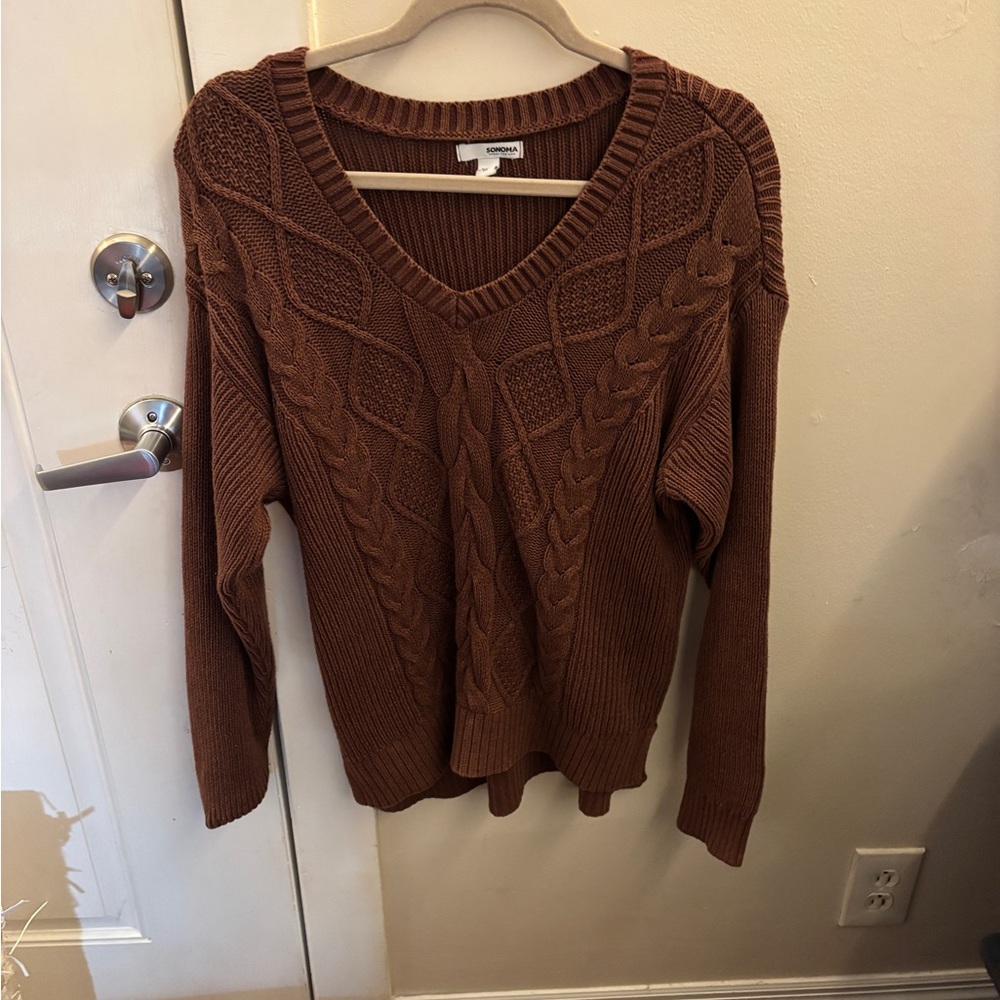 Brown v-neck sweater, size M
